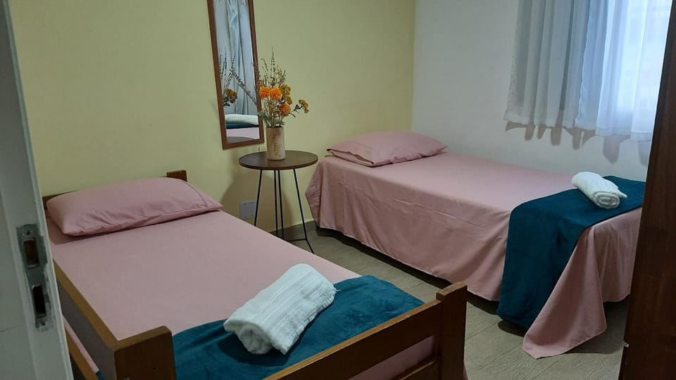 Bed, Photo of the whole room, towels