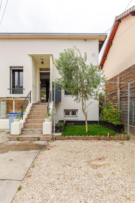 Maison traversante et ensoleillé House in Île-de-France