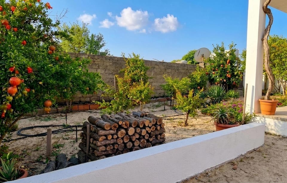 Garden, Garden view