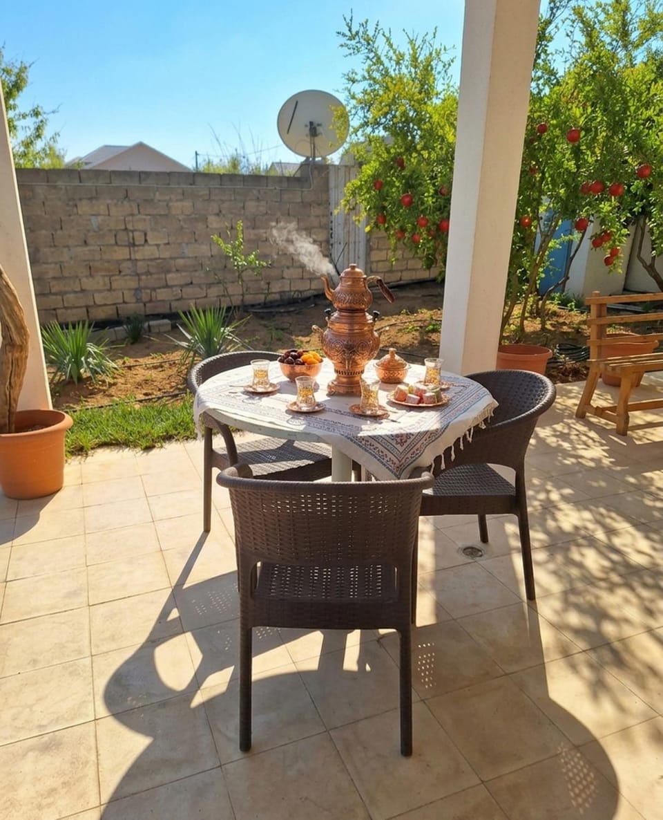 Patio, Garden, Balcony/Terrace, Seating area, Dining area, Garden view