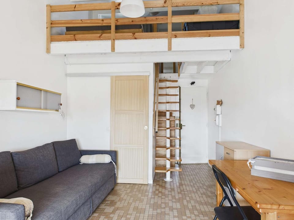 Studio mezzanine à 250m de la plage pour 4 personnes - Terrasse, animaux acceptés - FR-1-423-300 Apartment in Agde