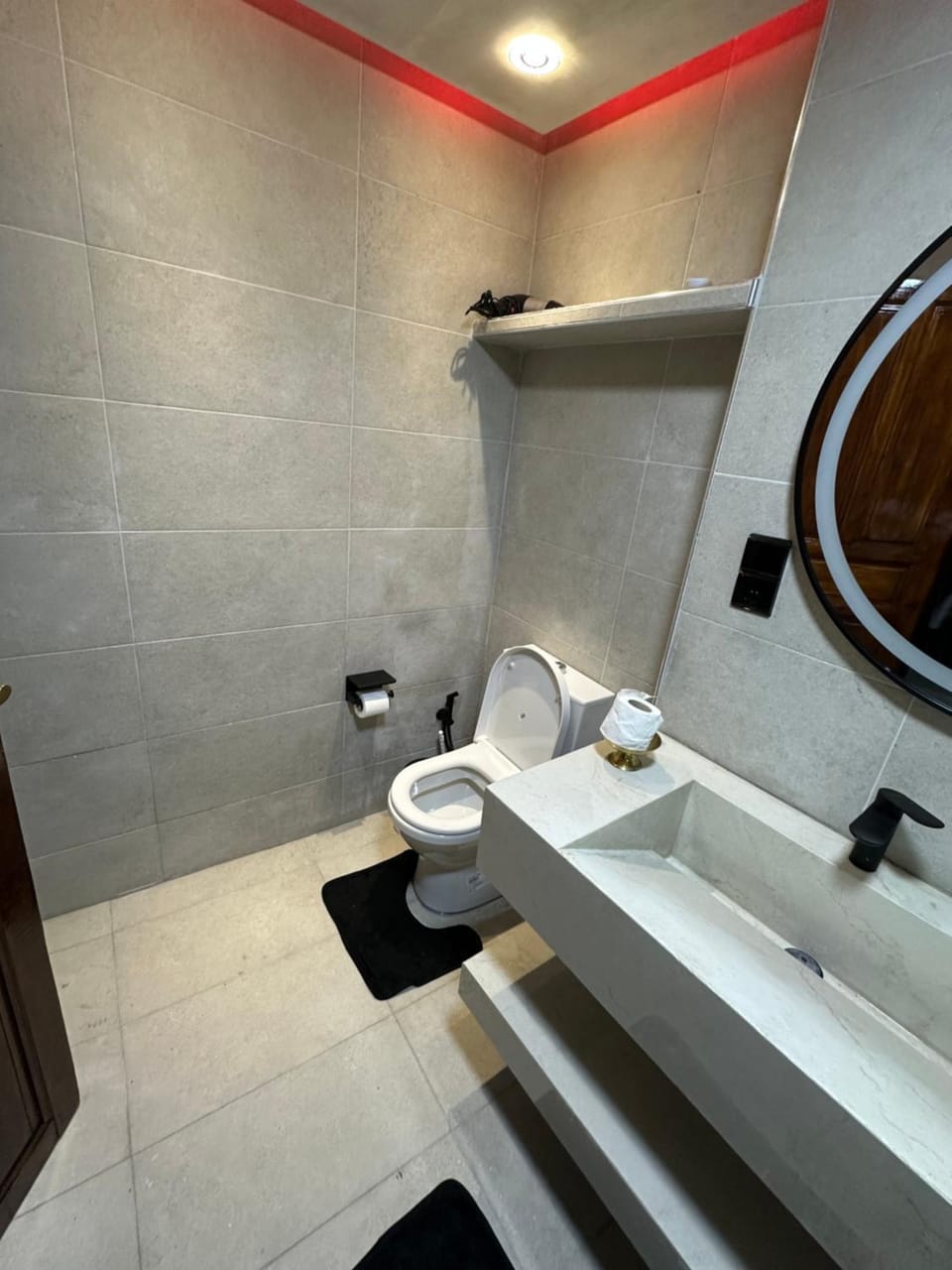 Toilet, Bathroom