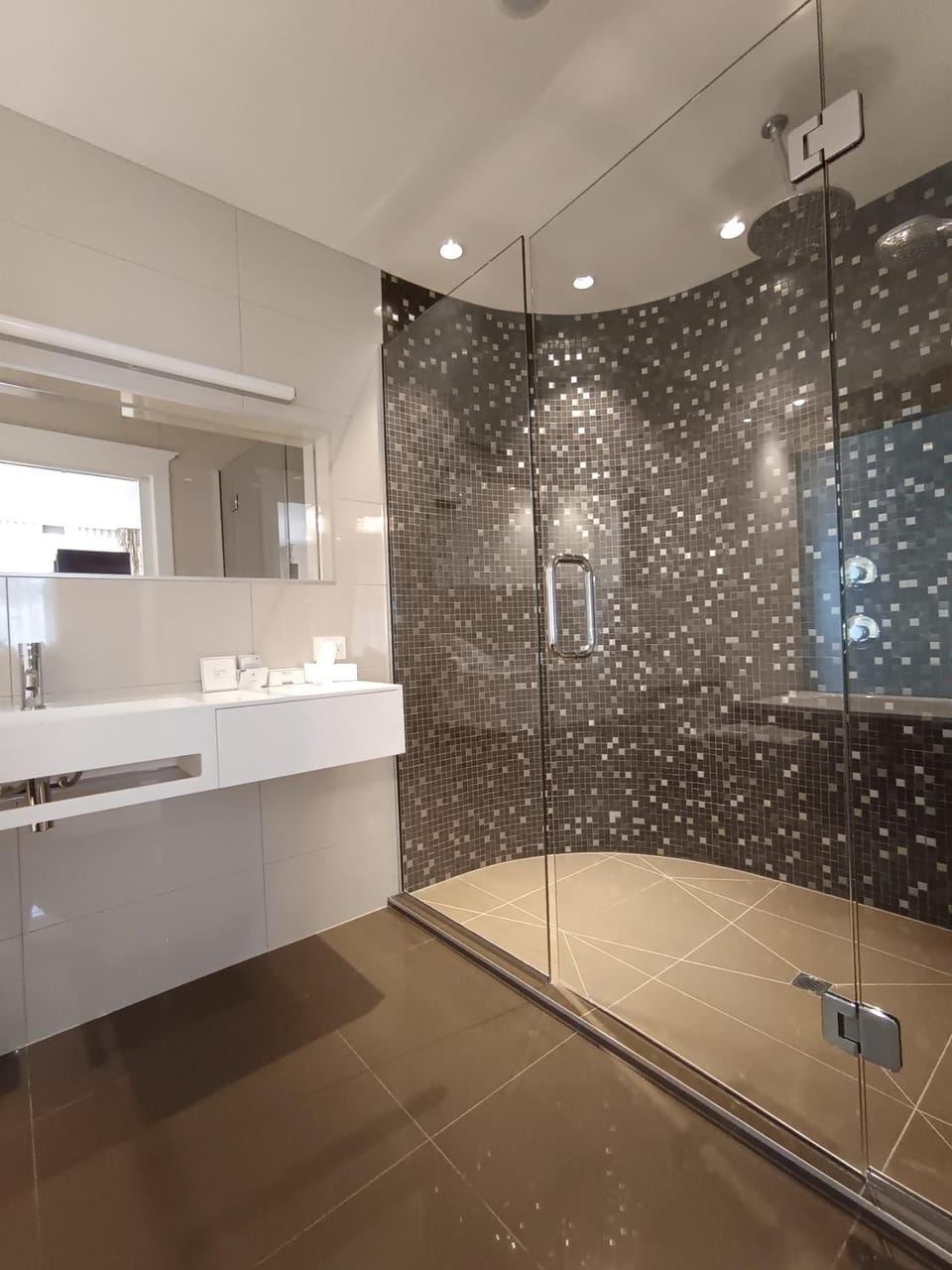 Hackthorne Gardens Luxury Accommodation Bed and Breakfast in Christchurch
