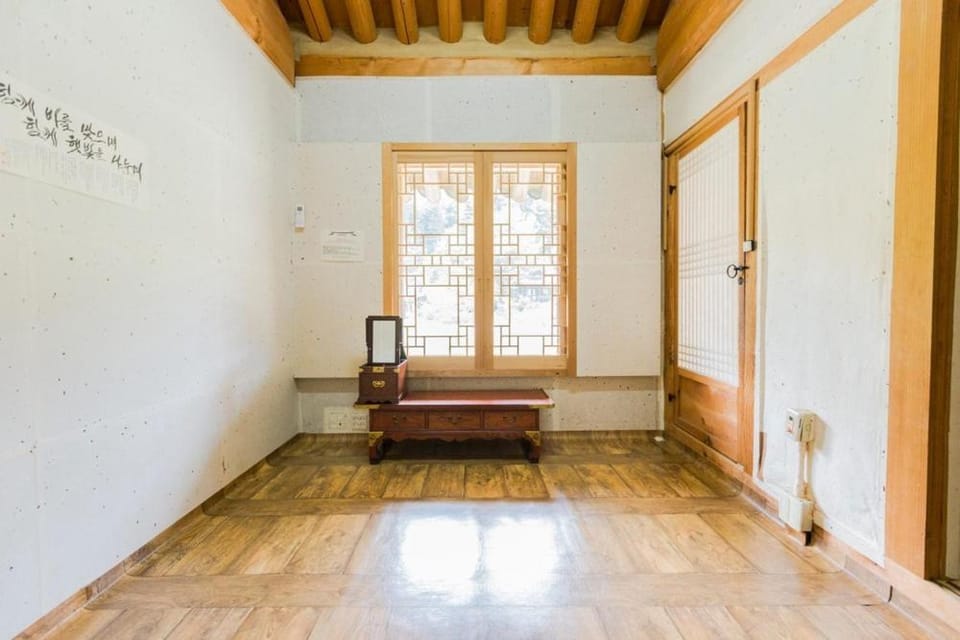 Pension Gapyeong Chwiong Art Museum Bed and Breakfast in Gyeonggi-do