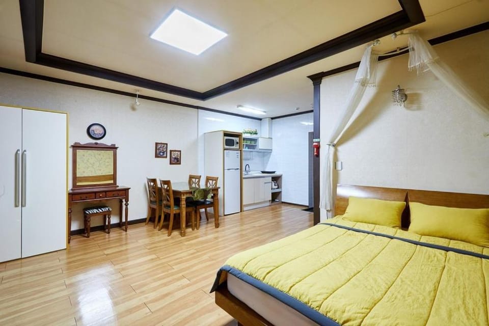 Daenamu Pension Taean Bed and Breakfast in South Korea