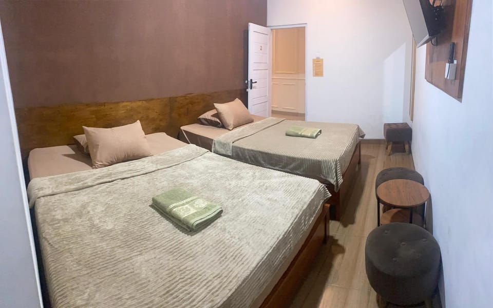 Resy home syariah family room dekat alun2 wonosobo Vacation rental in Indonesia