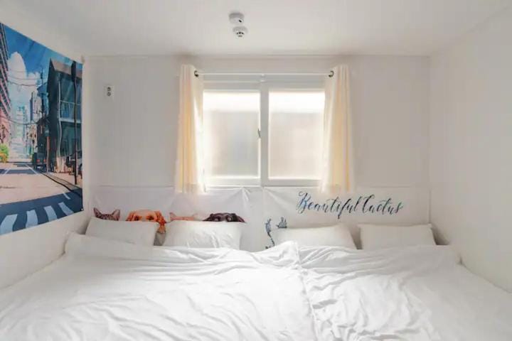 SG Guesthouse Bed and Breakfast in Seoul