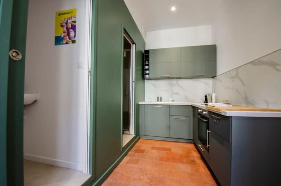 Toilet, Bathroom, Kitchen or kitchenette, oven, stove