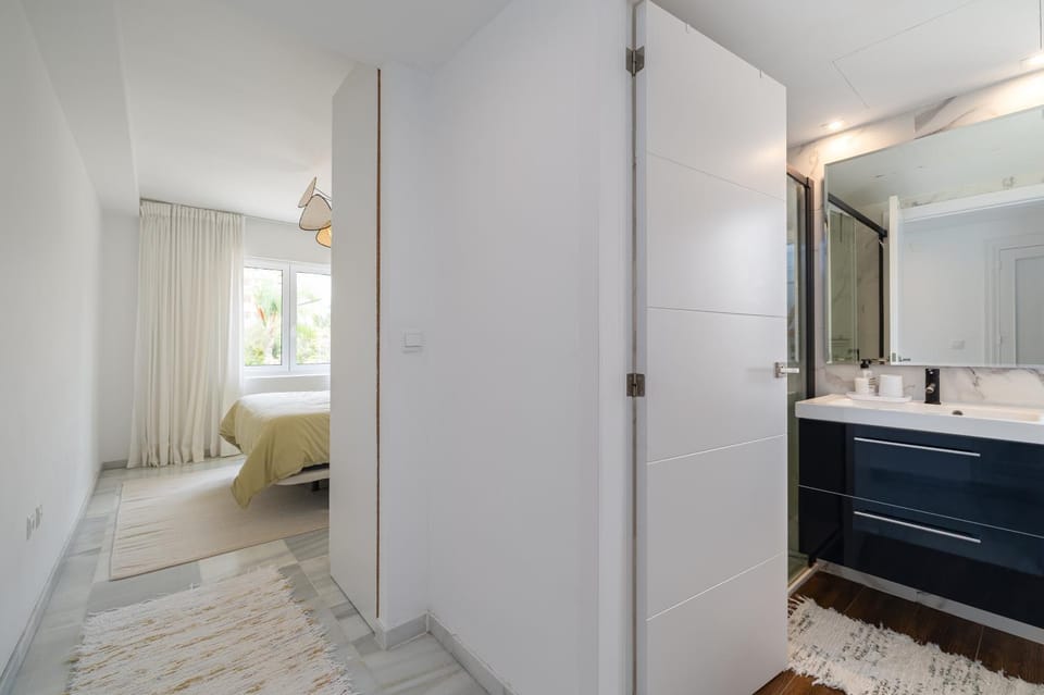City Center Beach Access Apartment With Style Apartment in Marbella