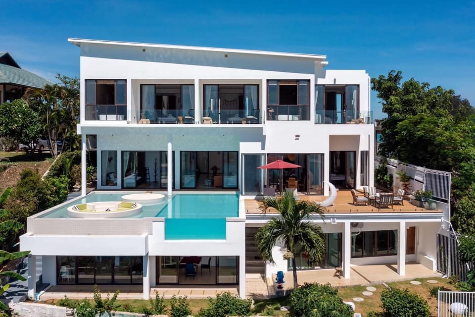 Property building, View (from property/room), Balcony/Terrace, Swimming pool
