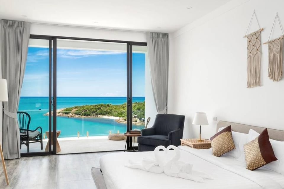 Bedroom, Sea view