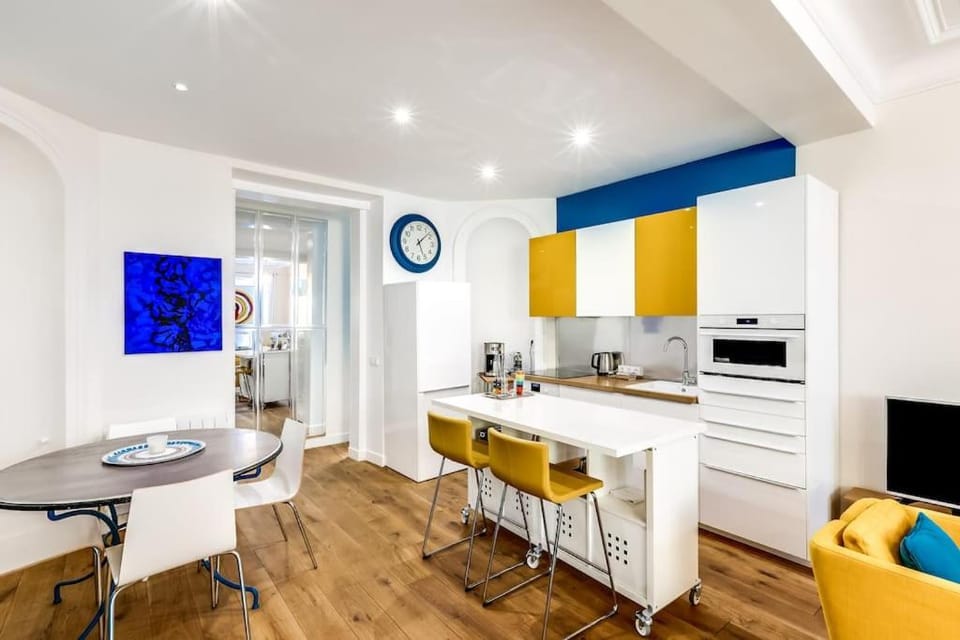 APPART LOFT ATYPICAL 72 M2 PARIS 16 MOLITOR Apartment in Paris