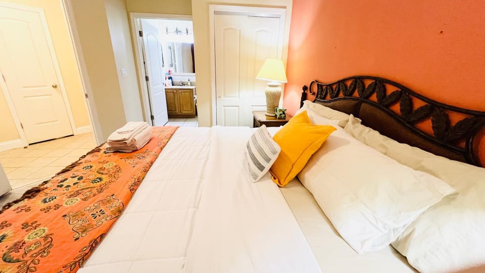 Blue Heron Beach Resort pet friendly Apartment hotel in Orlando