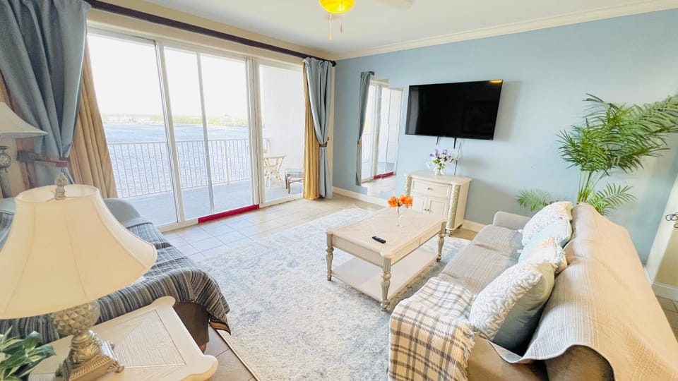 Blue Heron Beach Resort pet friendly Apartment hotel in Orlando