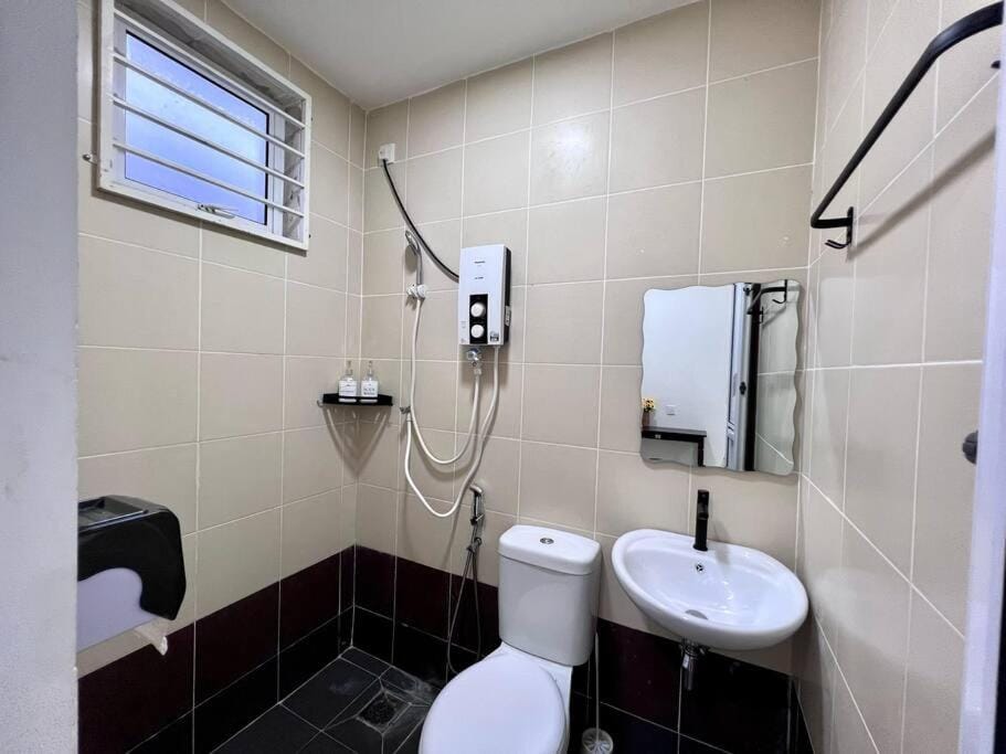 Shower, Toilet, Bathroom, bidet