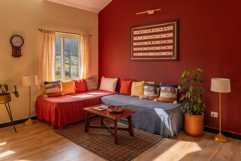 Bed, Living room