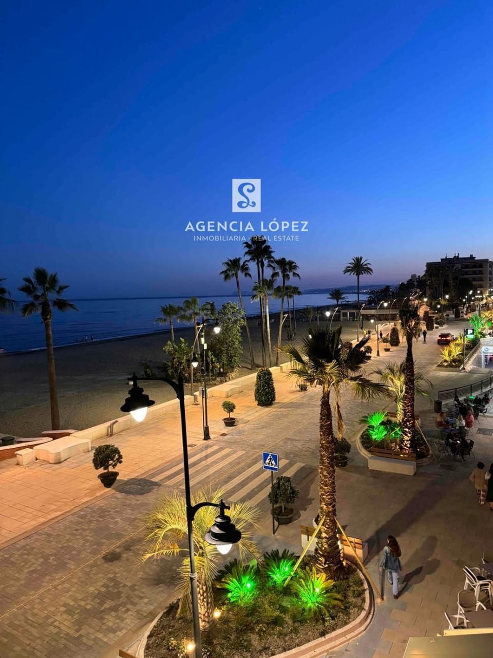 Alo Urban Sunshine Apartment in Estepona