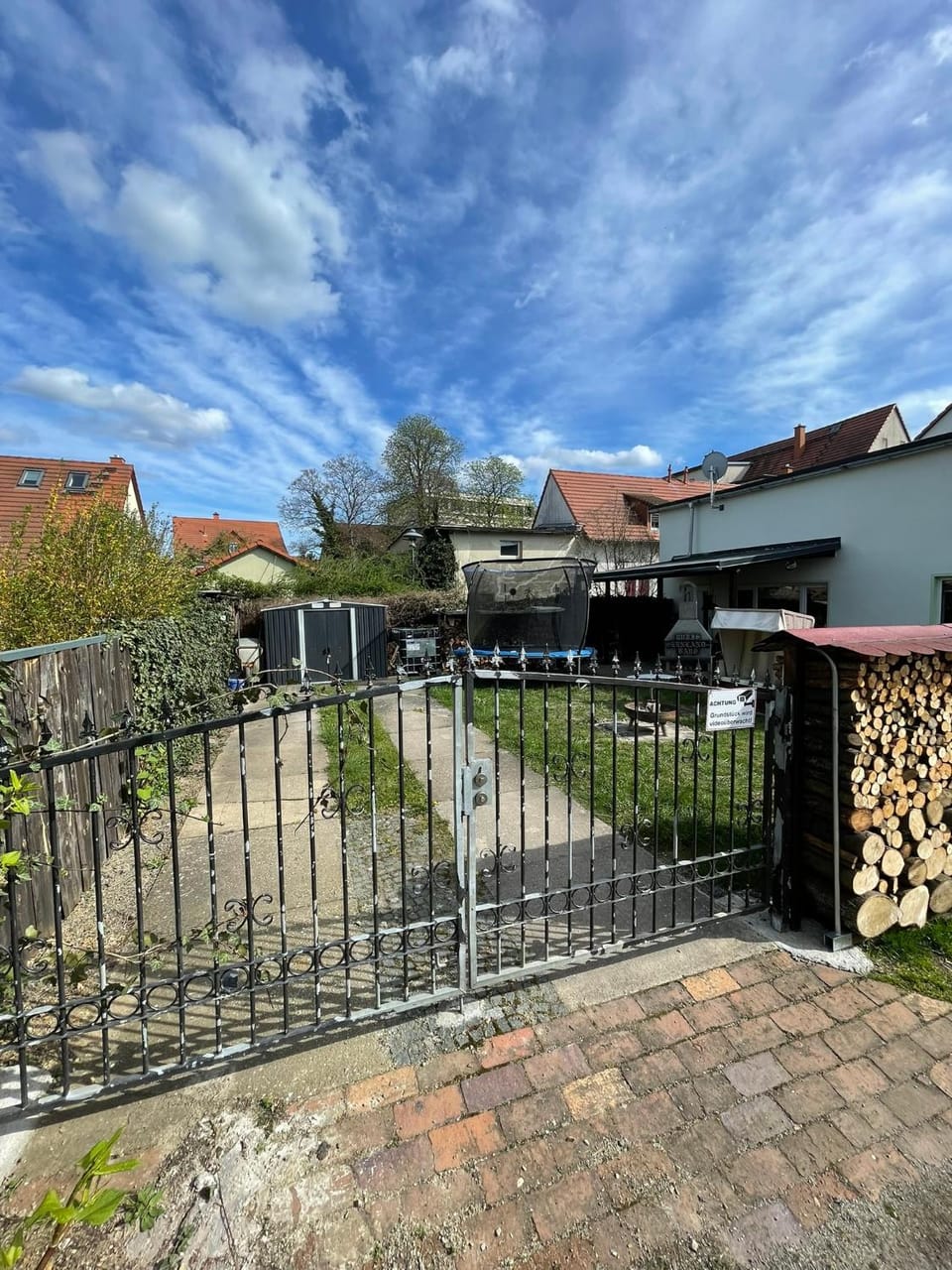 Property building, Garden
