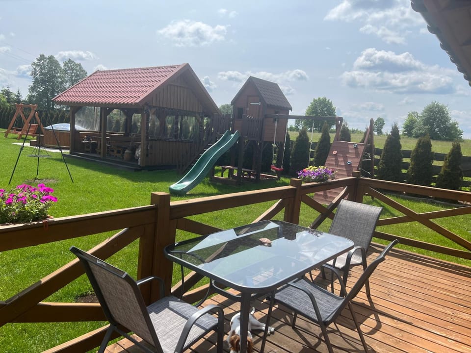 Domki caloroczne z antresola Przytulisko na Mazurach House in Poland