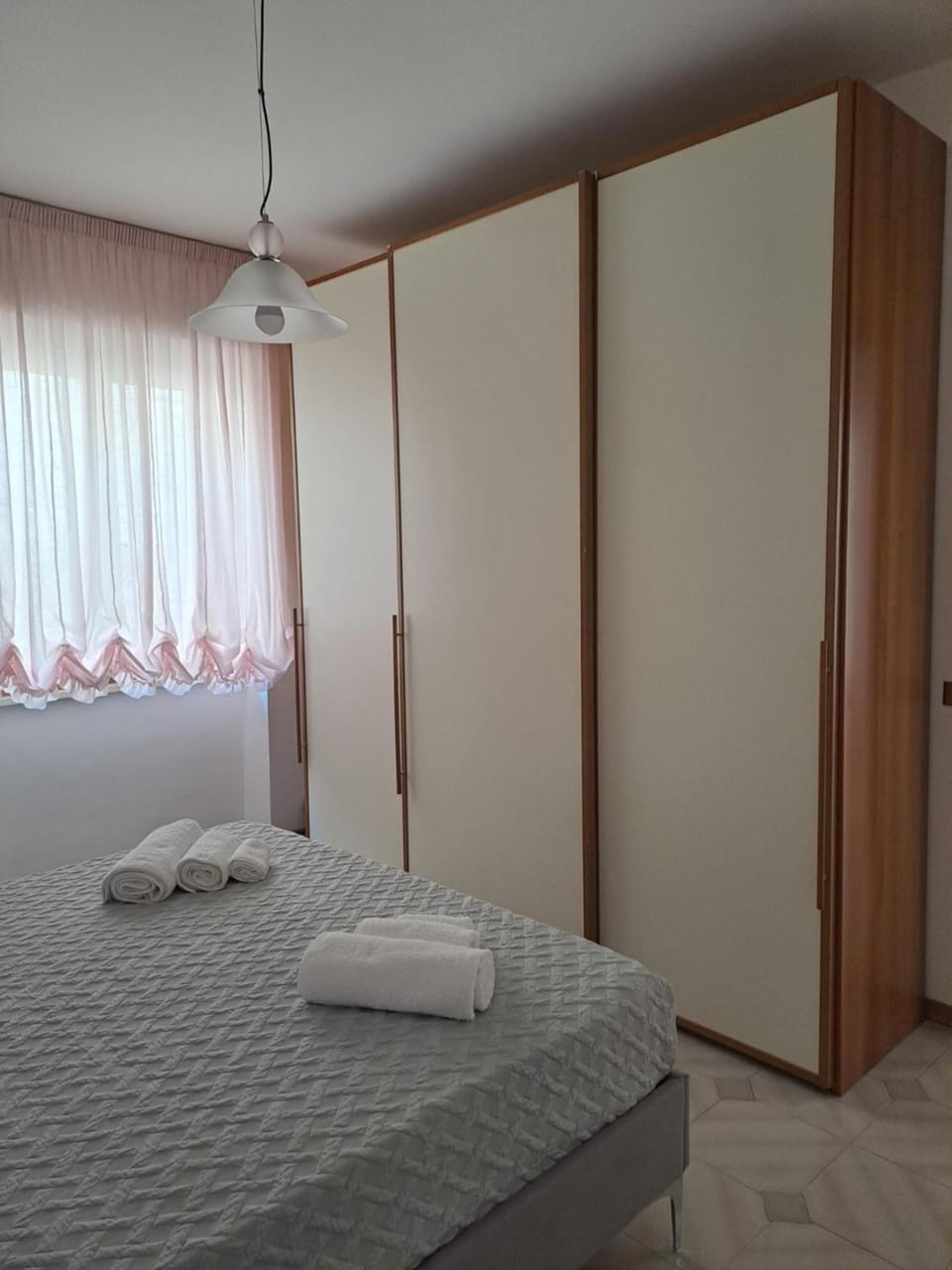 Bedroom, wardrobe