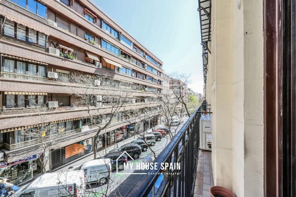 MyHouseSpain - Renovado y luminoso apartamento Apartment in Madrid