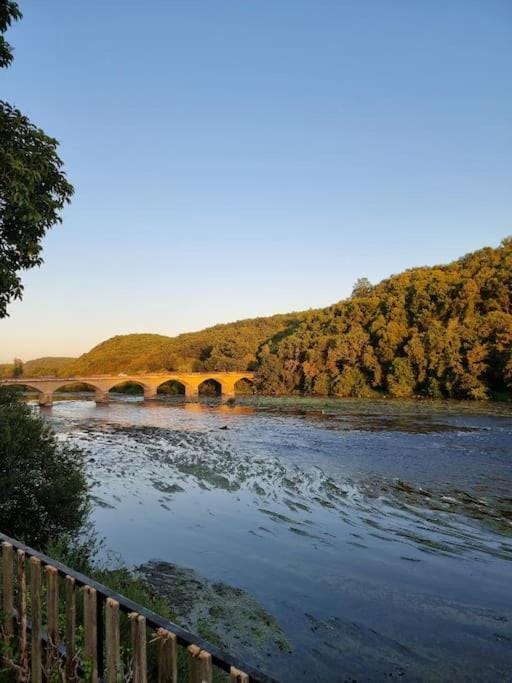Nearby landmark, Natural landscape, View (from property/room), View (from property/room), River view, River view, Quiet street view