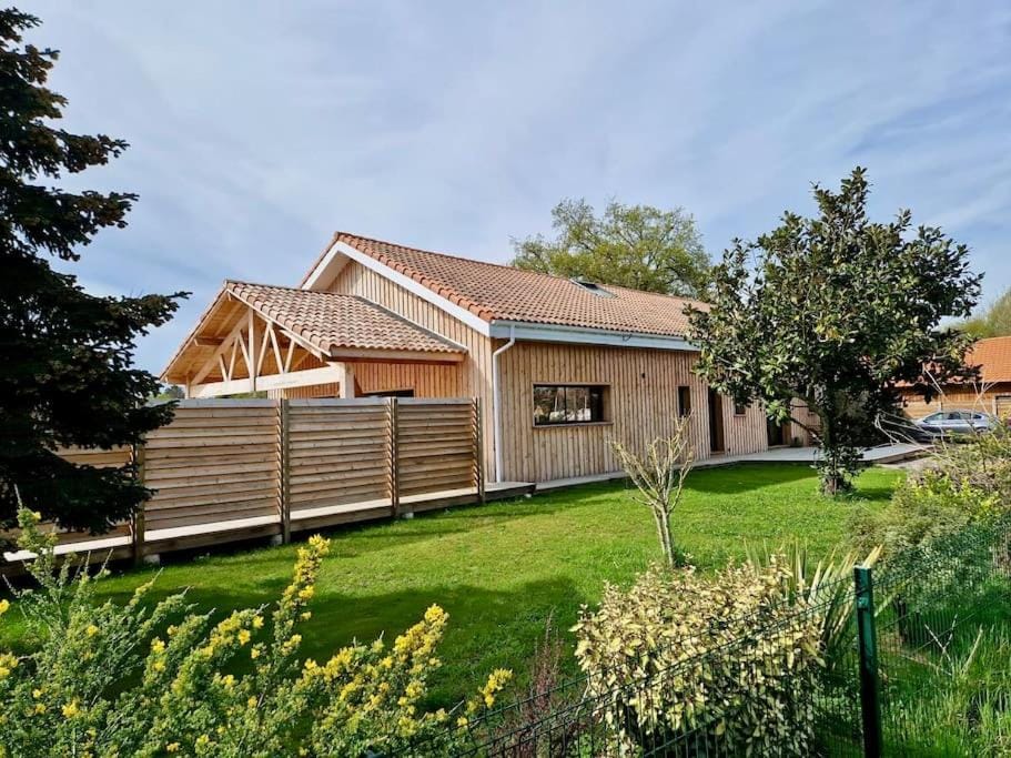 Belle Villa Terra Mare classée 4 étoiles entre océan et bassin Villa in Arès