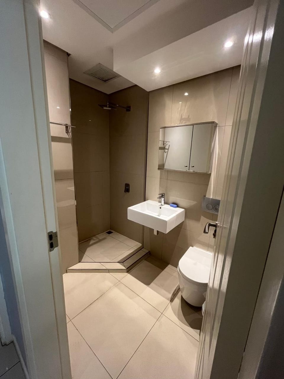 Room 50Two, Itower Apartment, CBD, Gaborone Apartment in North West, South Africa