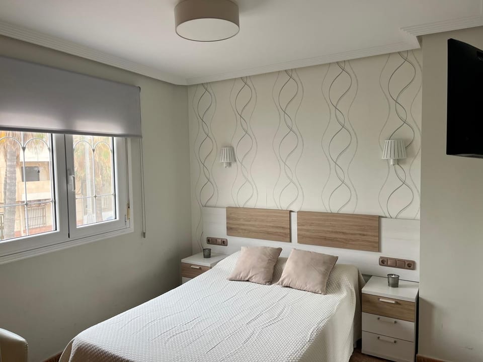 Bed, Photo of the whole room