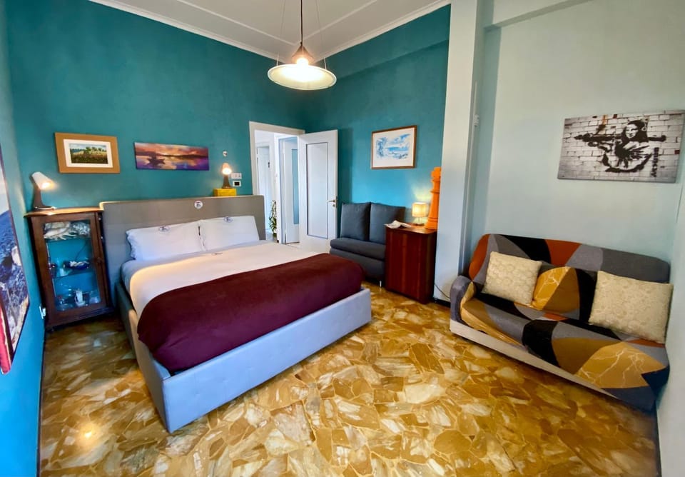 Terrazza su Genova - 300sqm Rooftop Penthouse w Sea & City Views - Close to Aquarium Apartment in Genoa