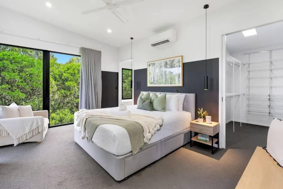 Ohana - The Ultimate Family Pool Escape House in Kuranda