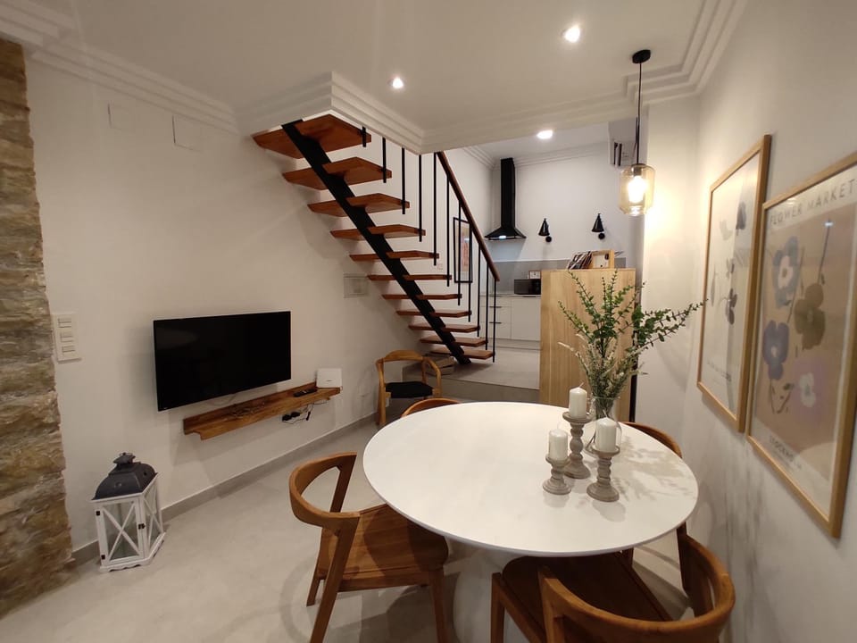 Communal lounge/ TV room, Living room