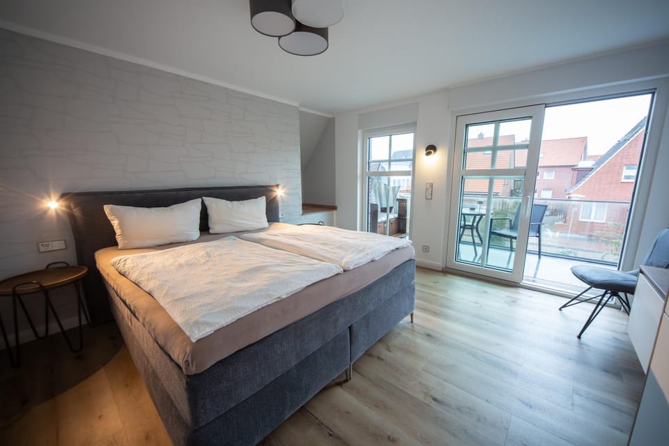 Balcony/Terrace, Balcony/Terrace, Bedroom