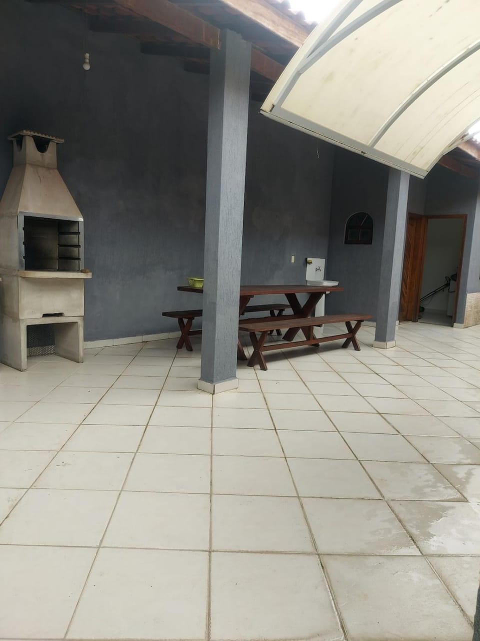 Casa pertinho da praia com estacionamento Wifi Sky House in State of São Paulo