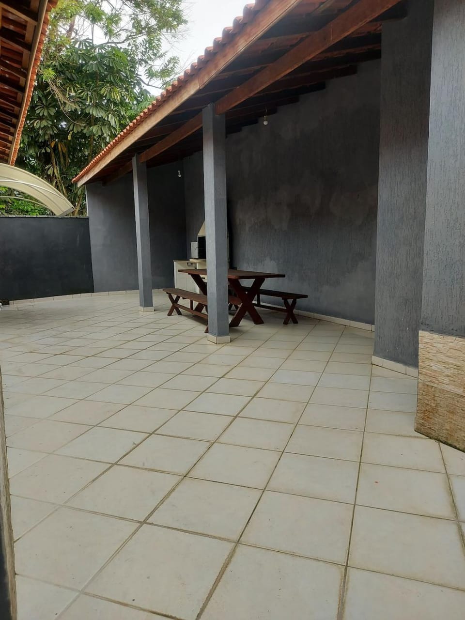 Casa pertinho da praia com estacionamento Wifi Sky House in State of São Paulo