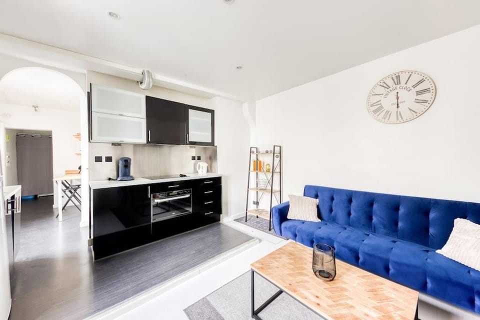 Superbe logement près de la gare et de l'autoroute Apartment in Île-de-France