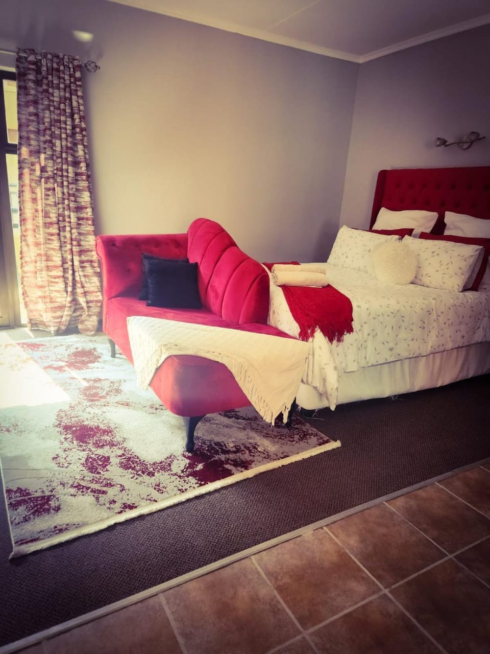 Bains Game Lodge Sky's Overnight Hotel in South Africa