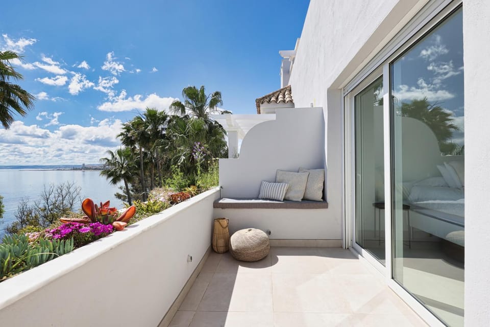 Patio, Day, Garden, View (from property/room), Balcony/Terrace, Seating area, Sea view