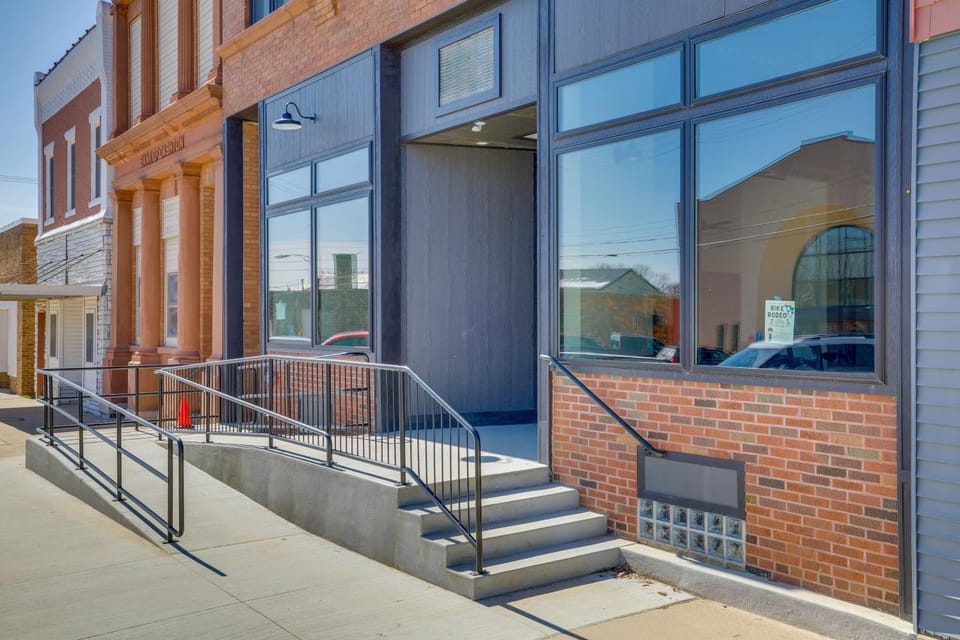 Cashton Studio Apartment: Steps to Downtown! Apartment in Wisconsin