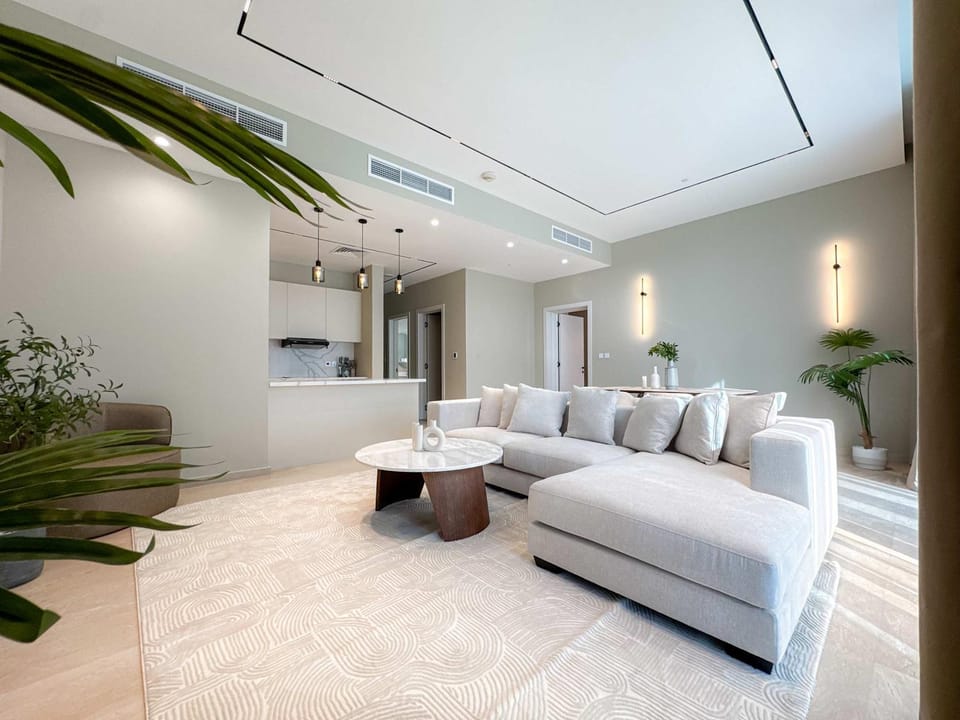 Exquisite 1BR Hidden Gem - Oceana Residences Apartment in Dubai