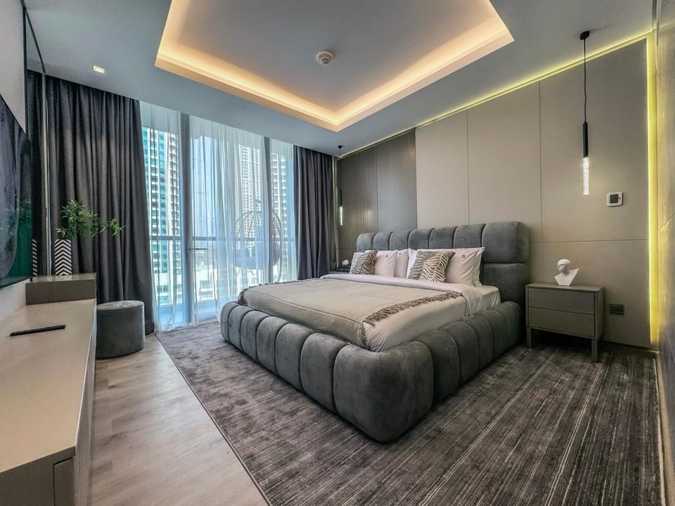 Majestic 2BR Haven with Burj Khalifa View Apartment in Dubai