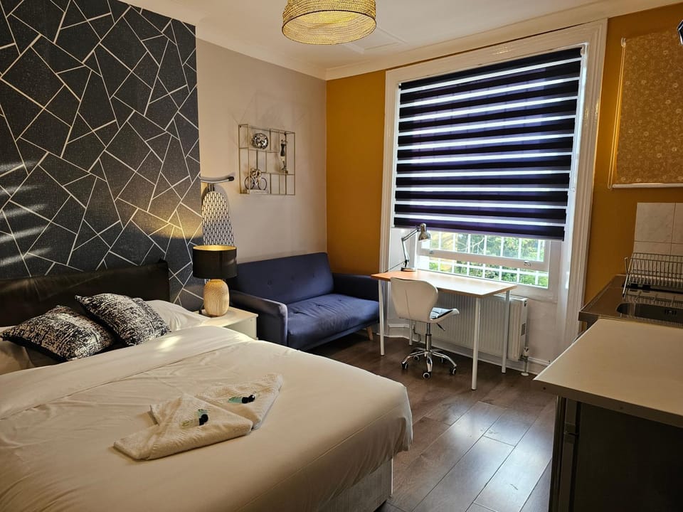 Caledonian Road Cozy Studio Apartment in London Borough of Islington