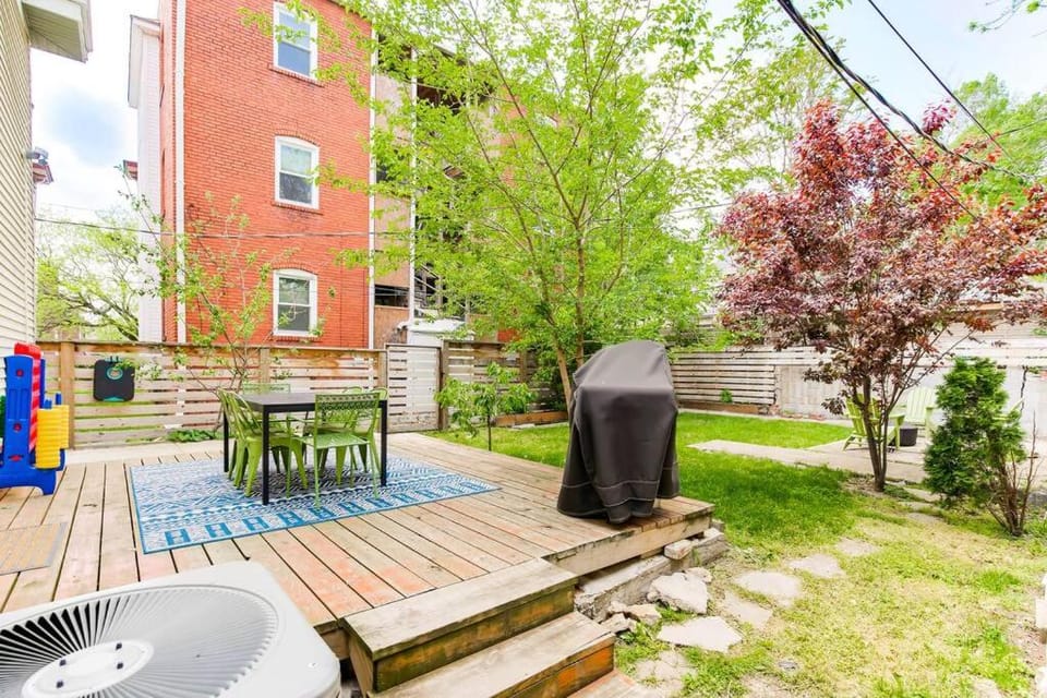 Property building, Garden, Garden view