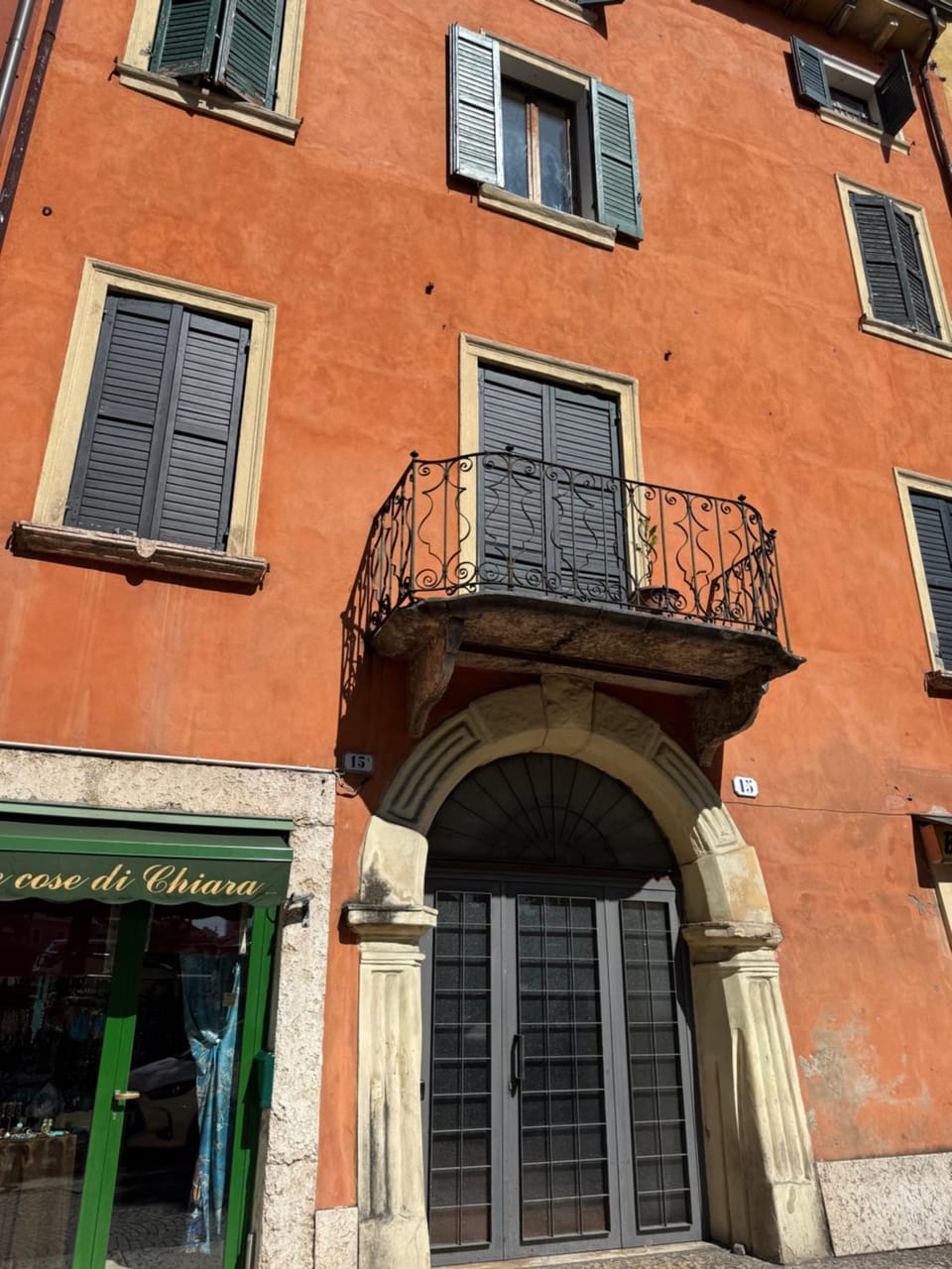 Property building, Facade/entrance