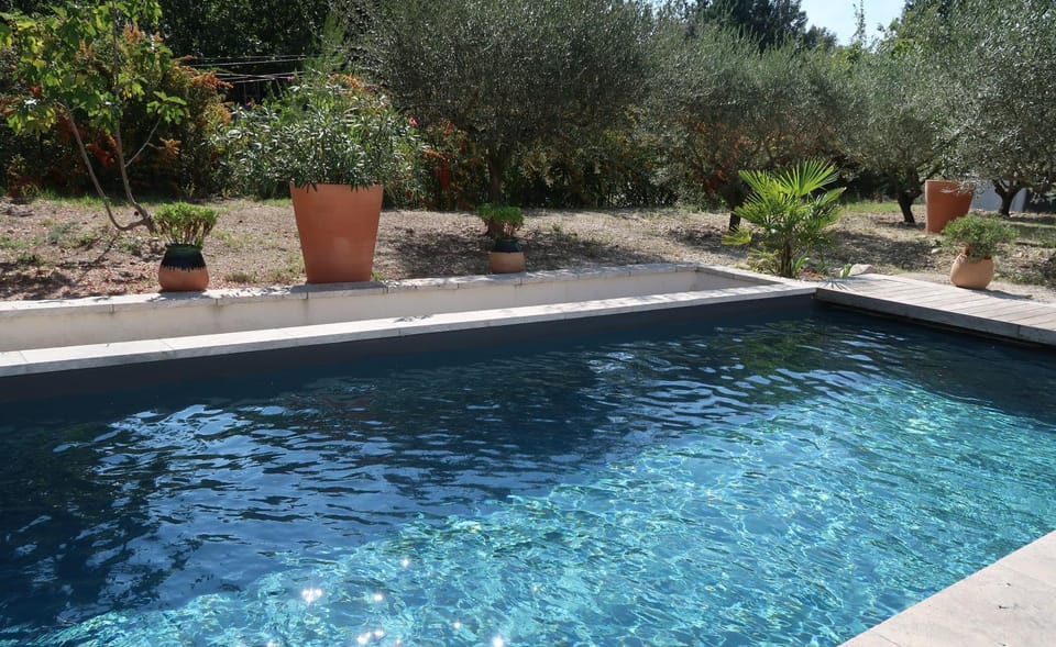 Villa design Mazanel, piscine, vue Mont Ventoux et plaine, climatisation Villa in Mazan