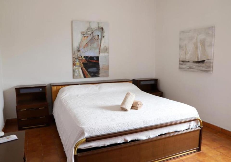 Property building, Bedroom