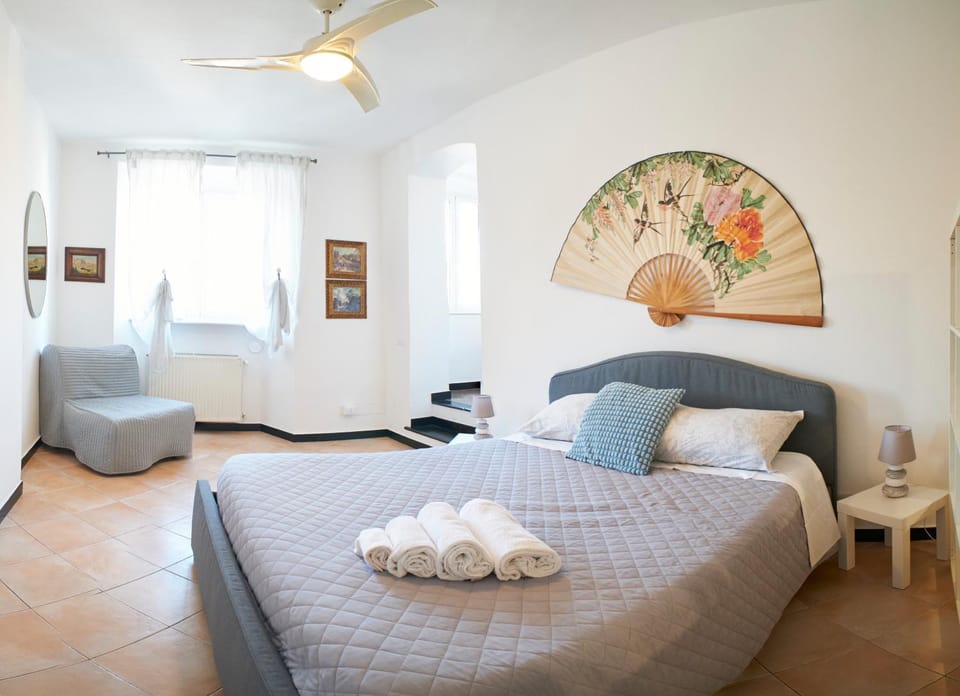 Cavour La Città Vecchia Apartment in Genoa