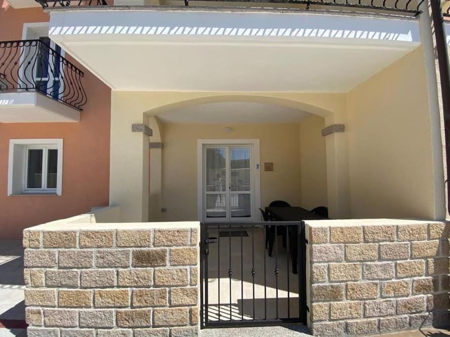 Sèm Chì, La Perla dei Due Mari Apartment in Sardinia