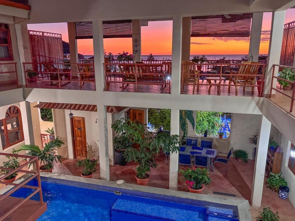 Balcony/Terrace, Swimming pool