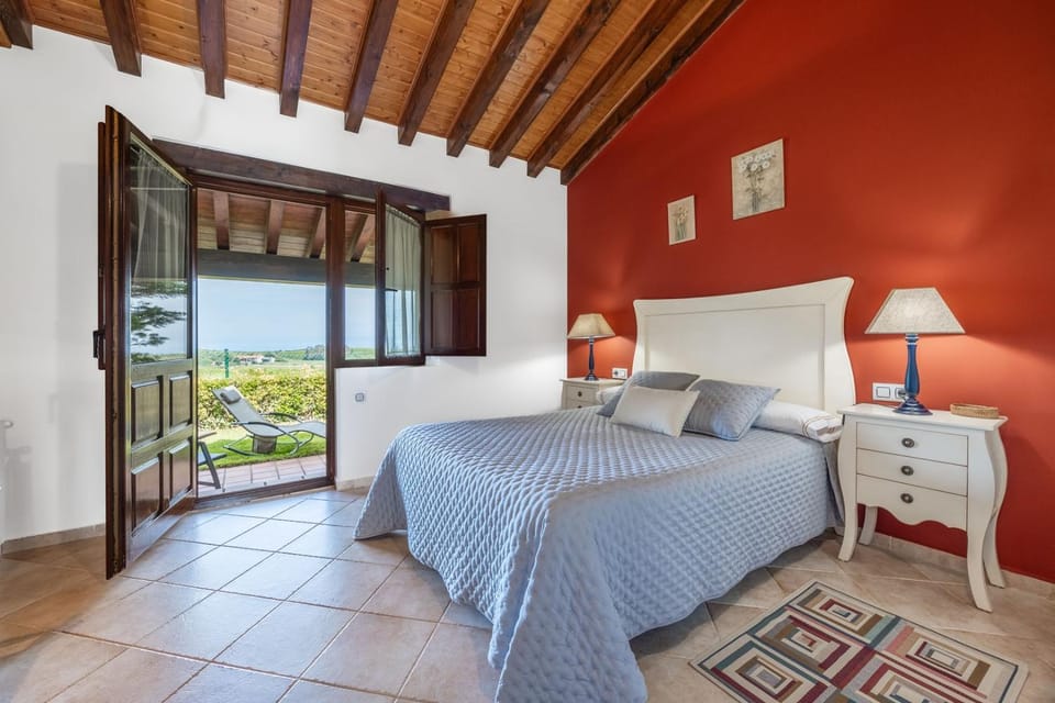 Property building, Living room, Bedroom